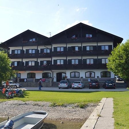 Gaestehaus Gruenaeugl Am See Gstadt am Chiemsee Esterno foto