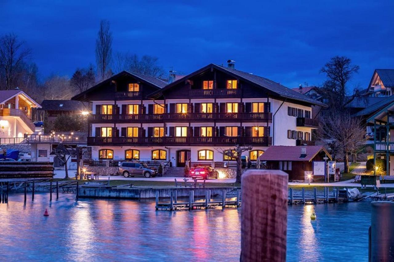 Gaestehaus Gruenaeugl Am See Gstadt am Chiemsee Esterno foto